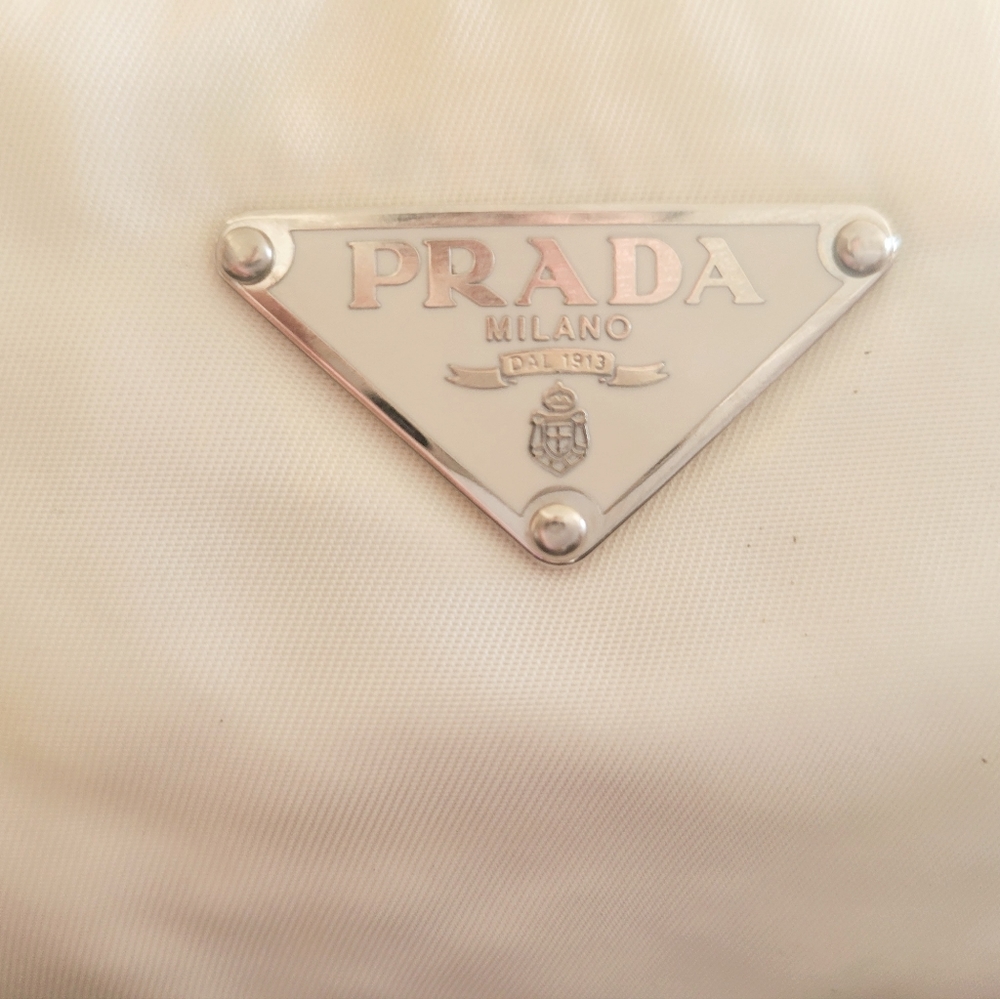 SALE💯Authentic Prada - Picture 6 of 10